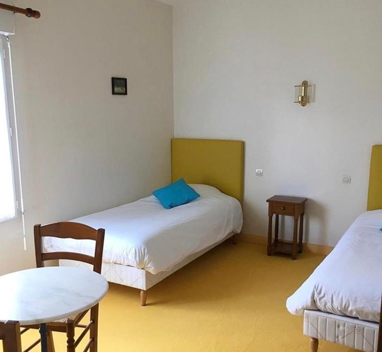 Bed and Breakfast La Ferme De La Maugerie Thoury Zewnętrze zdjęcie